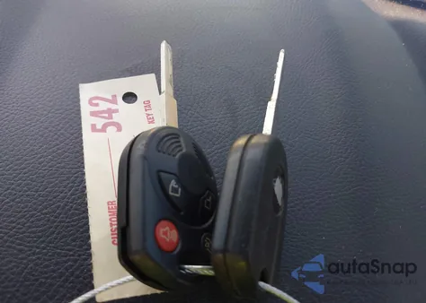 2017 Ford Focus Se z USA, uszkodzony, nr VIN 1FADP3K22HL232015